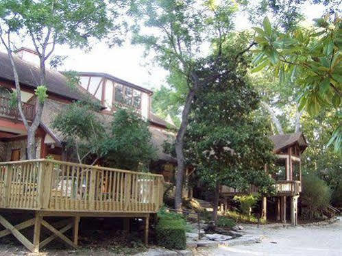 Creekhaven Inn & Spa Уимбърли Екстериор снимка