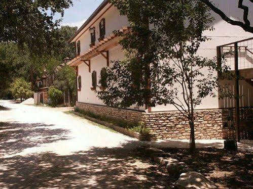 Creekhaven Inn & Spa Уимбърли Екстериор снимка